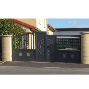 Portail de chez BREDOK gamme Modern