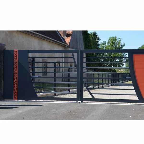 Portail de chez BREDOK gamme SELECT Hybride